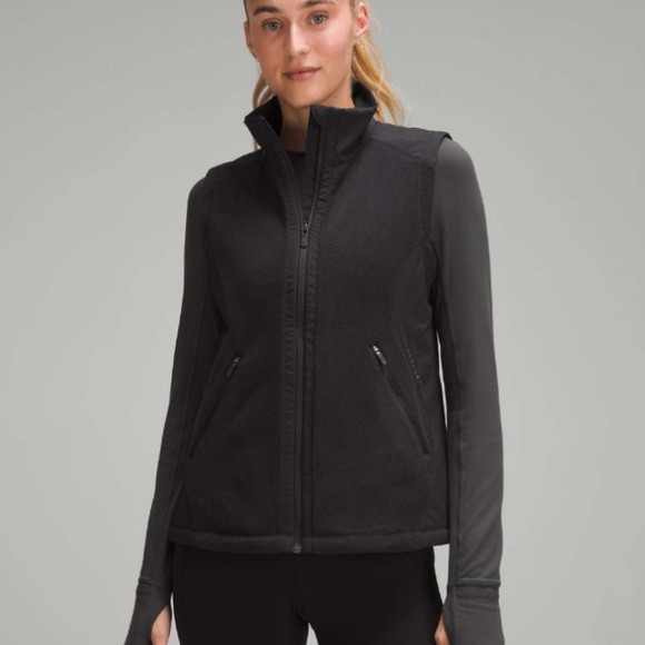 🆕WT! Lululemon Fleece-Lined Running Vest in Black • Woman’s Size 6 - Picture 6 of 10